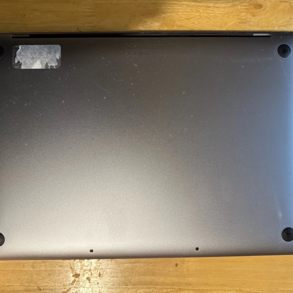 MacBook Pro 15 (2016) 4K Display / 512GB SSD / 16GB RAM